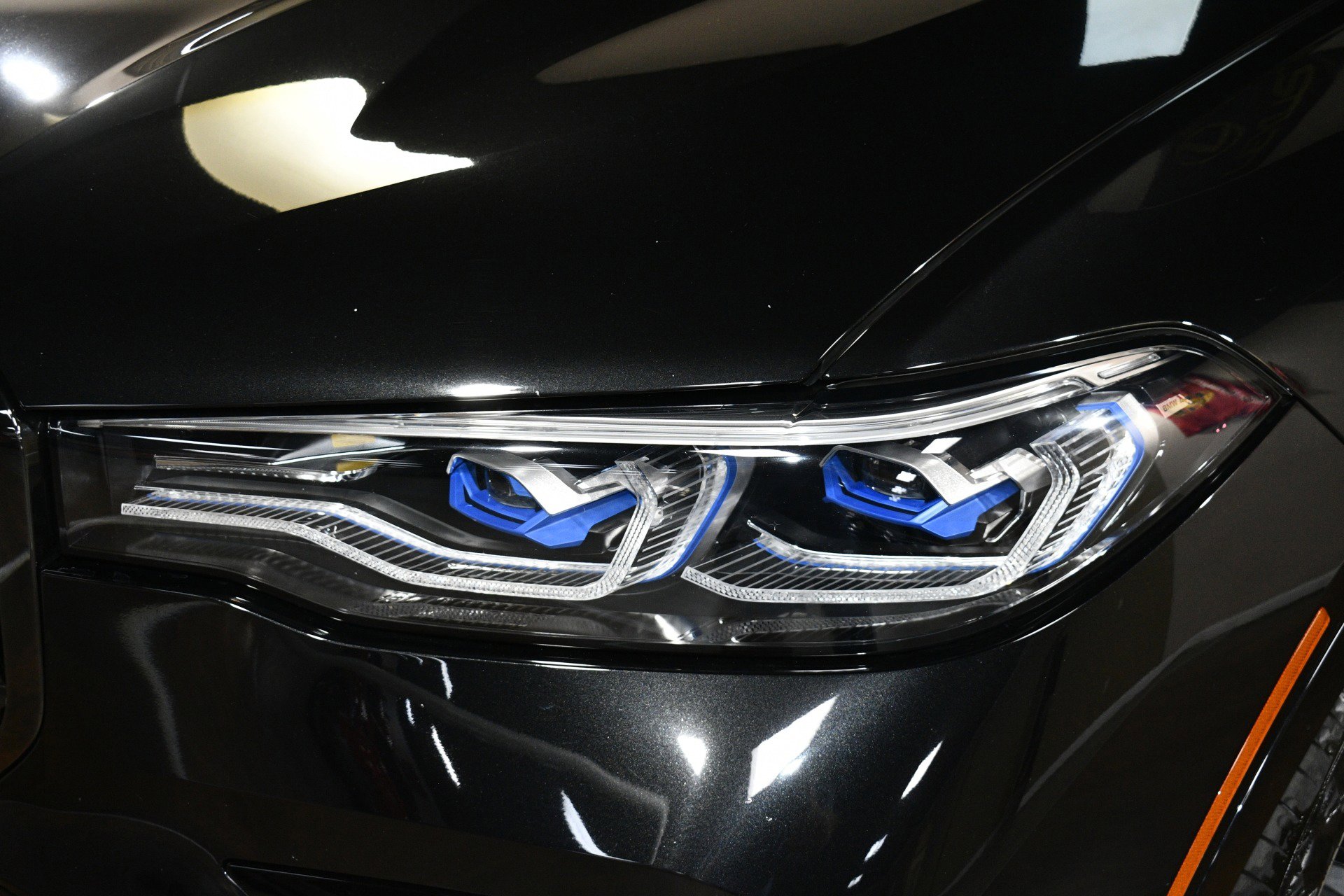 Used 2022 BMW X7 M50i w/ Luxury Seating Package image 57