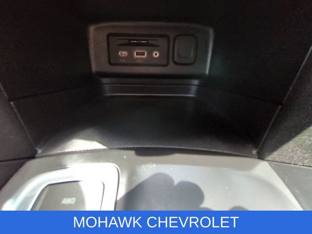 Certified 2019 Chevrolet Equinox LT w/ Sun & Navigation Package AWD/4WD image 37