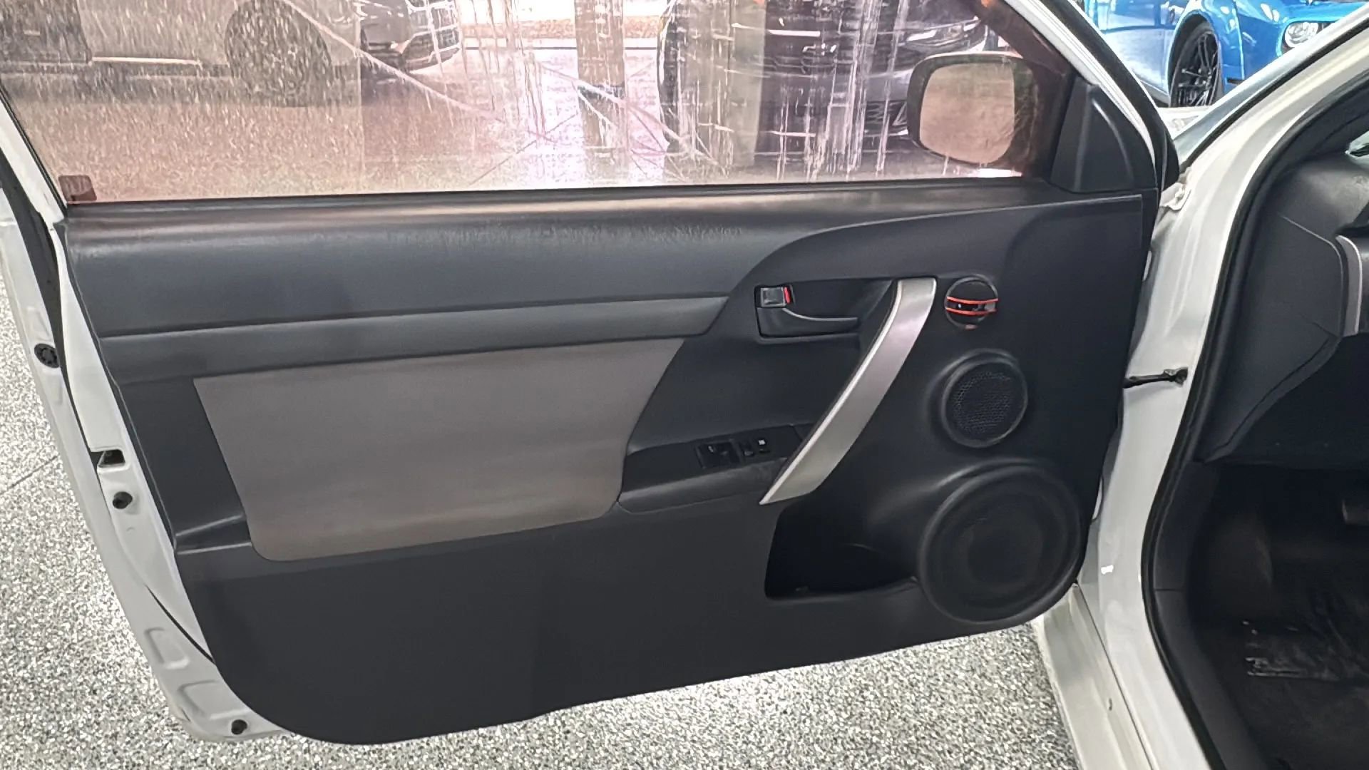 Used 2015 Scion tC FWD image 22