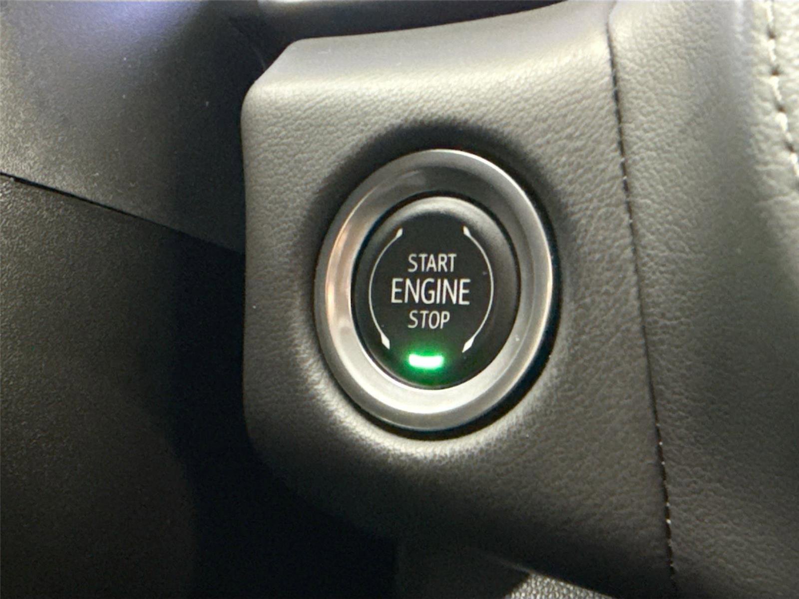 Used 2024 Chevrolet Tahoe LT w/ Luxury Package AWD/4WD image 21