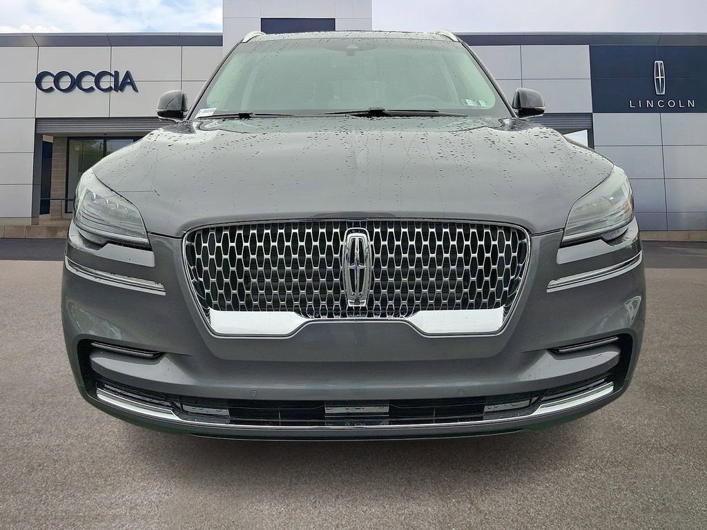 Used 2024 Lincoln Aviator Reserve w/ Equipment Group 201A image 2
