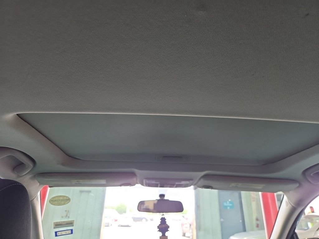 Used 2017 Honda Civic EX image 9