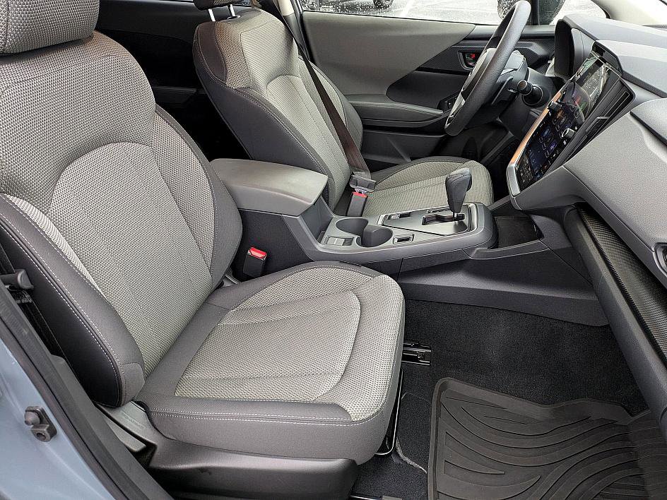 Used 2024 Subaru Crosstrek 2.0i Premium image 32