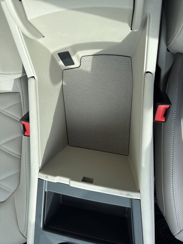 Certified 2024 Volkswagen Atlas SE image 28