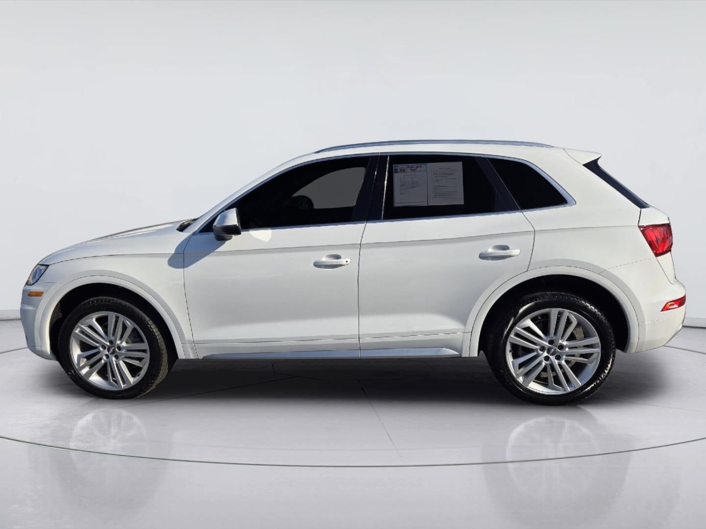 Used 2018 Audi Q5 2.0T Premium Plus w/ Premium Plus Package AWD/4WD image 5