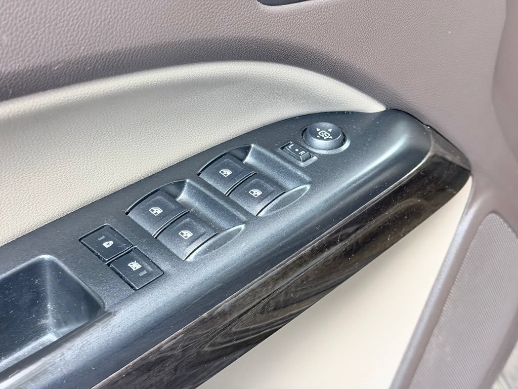 Used 2016 GMC Canyon SLE RWD image 10