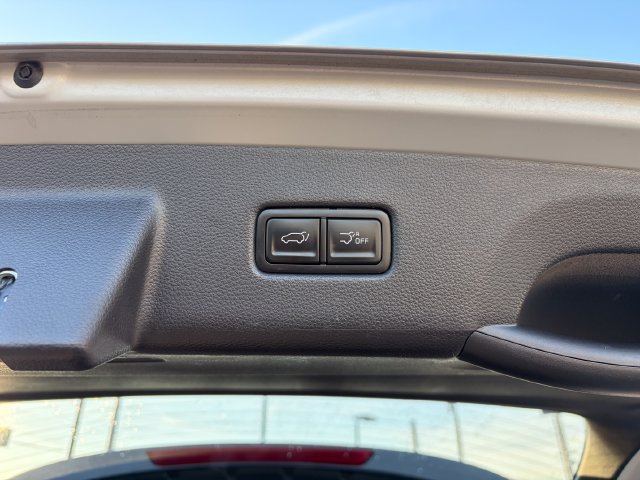Certified 2024 Kia Carnival EX FWD image 35