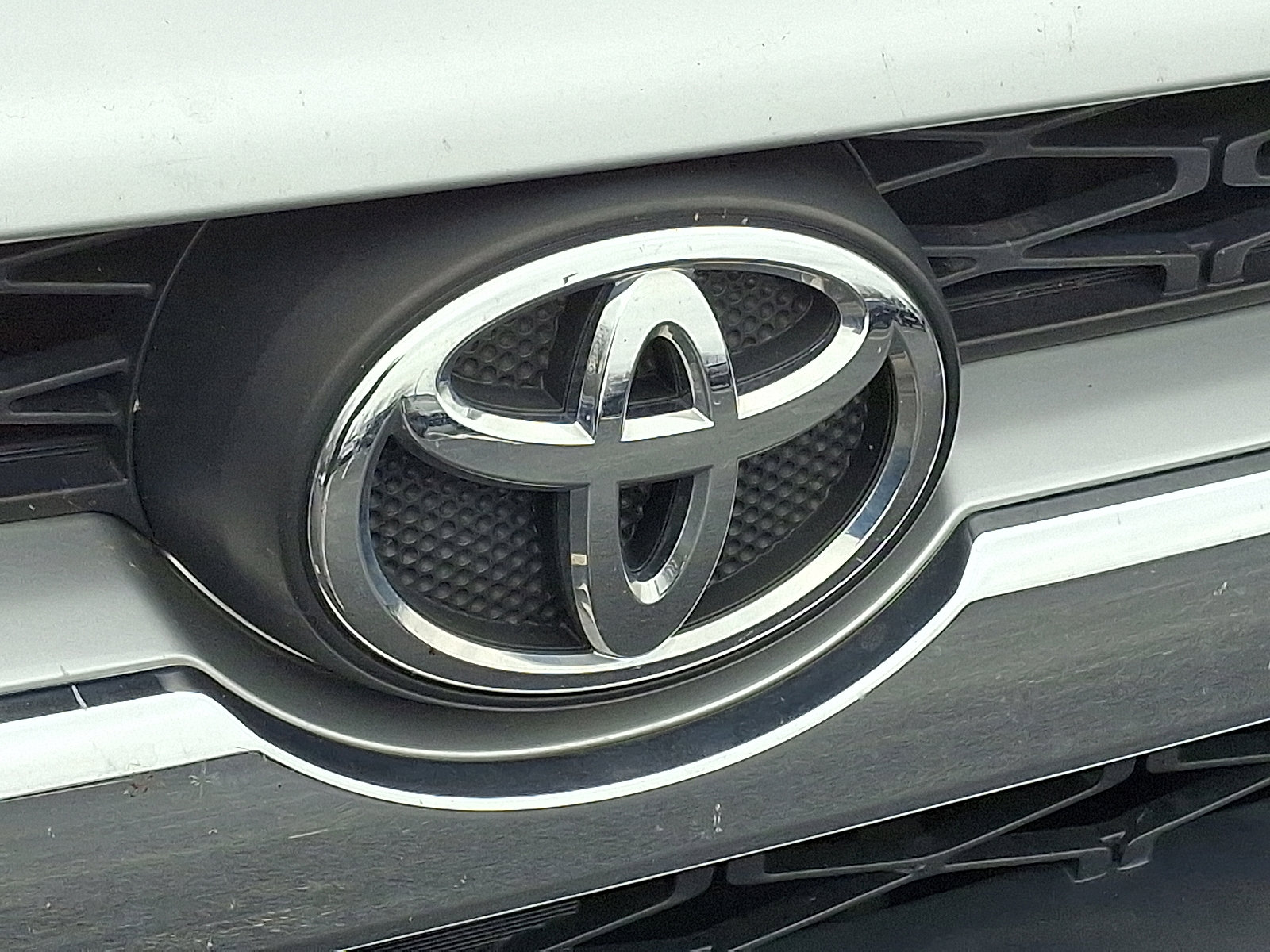 Certified 2015 Toyota 4Runner Limited image 5