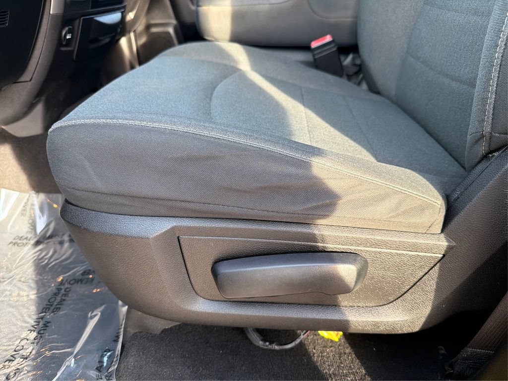 Used 2021 RAM 1500 Classic Warlock AWD/4WD image 19