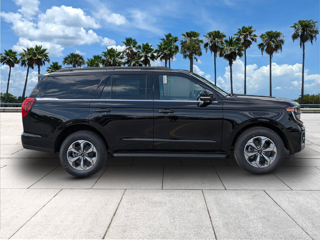 New 2027 Ford Expedition Active RWD image 8
