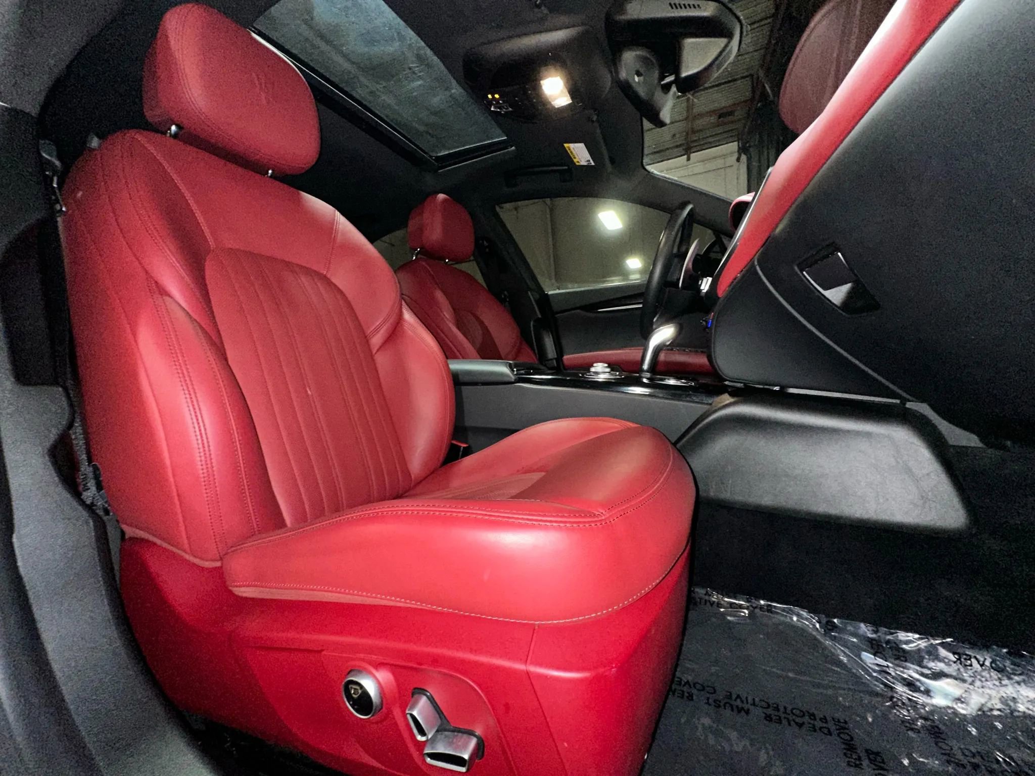 Used 2022 Maserati Ghibli Modena Q4 image 32