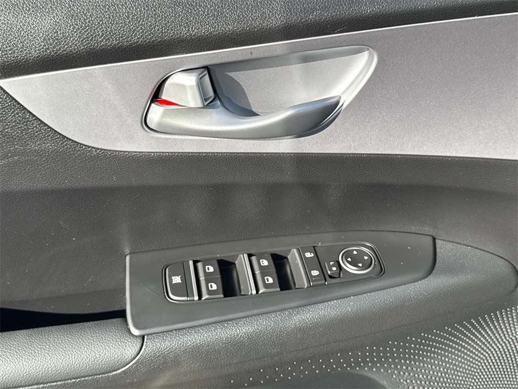 Used 2024 Kia Forte LXS image 25
