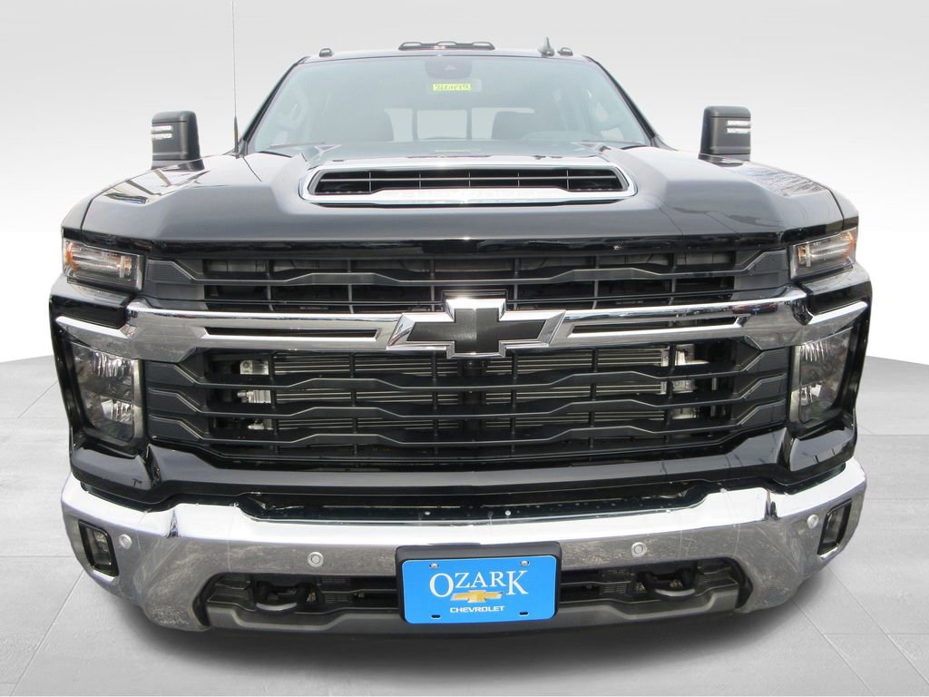 New 2026 Chevrolet Silverado 3500 LT w/ All Star Edition AWD/4WD image 9