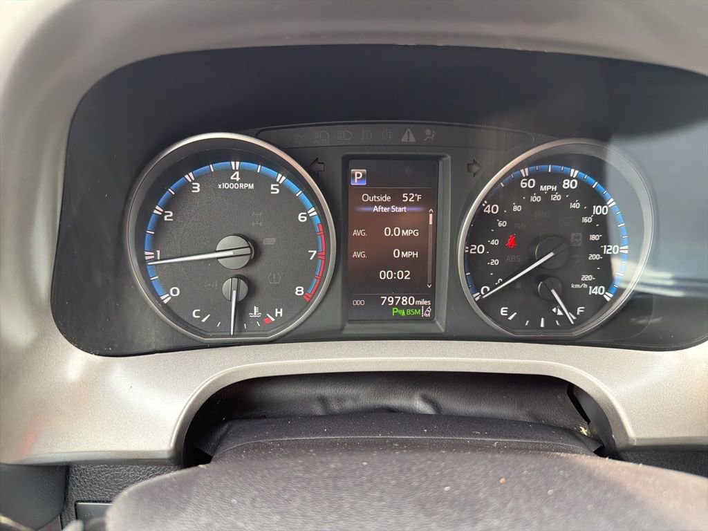 Used 2018 Toyota RAV4 XLE image 9