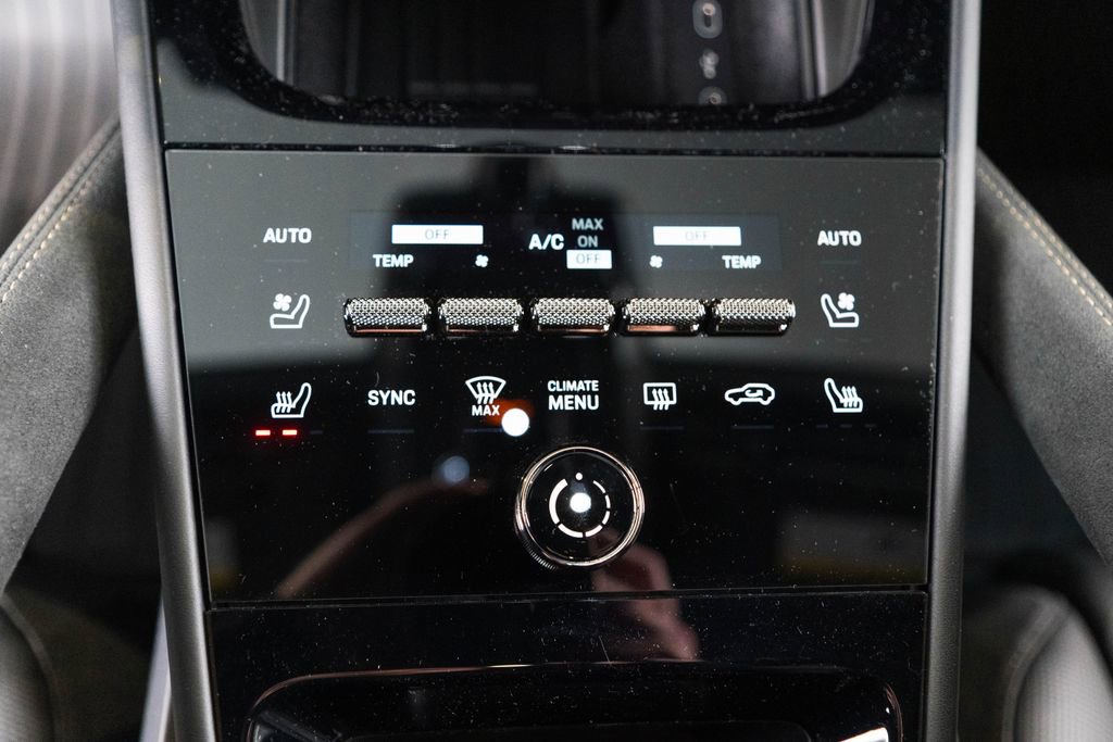New 2026 Porsche Cayenne Turbo AWD/4WD image 26
