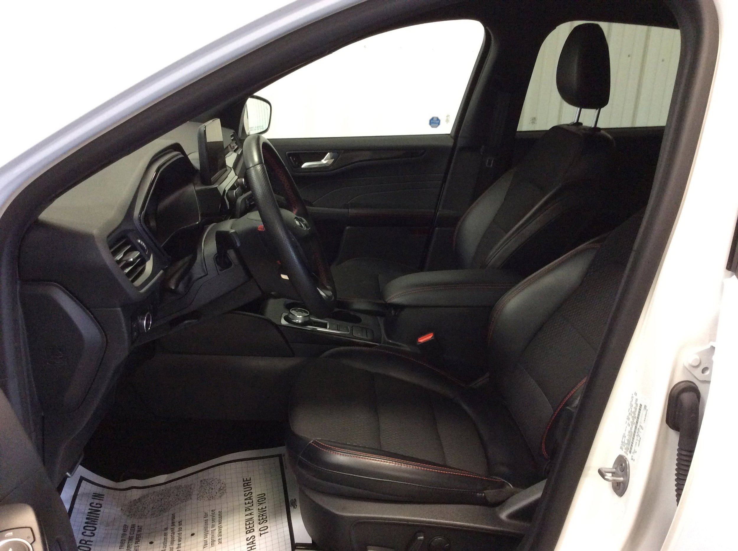 Used 2023 Ford Escape ST-Line Select image 15