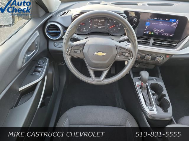 Used 2024 Chevrolet Trax LS image 11
