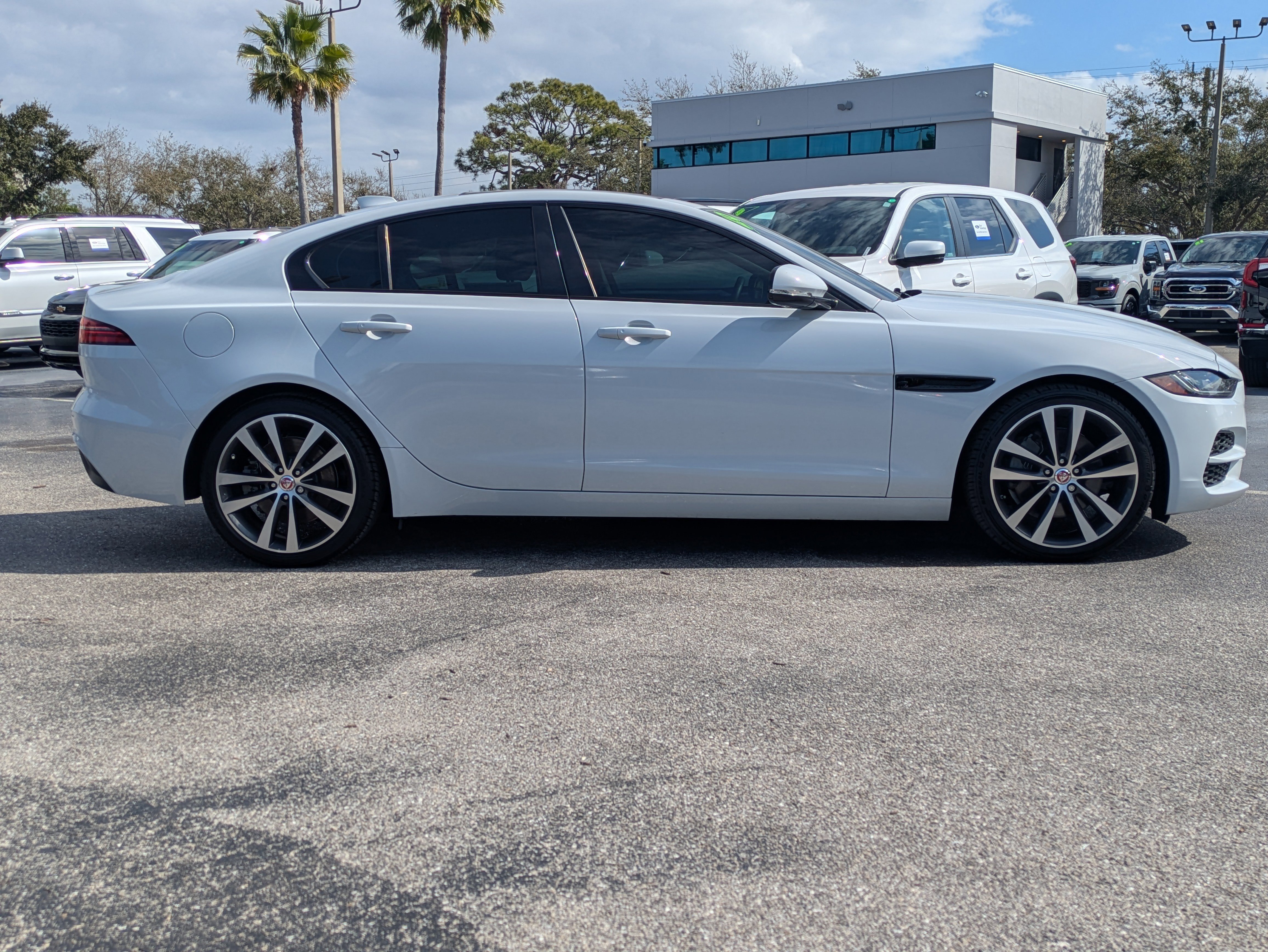 Used 2020 Jaguar XE S image 3