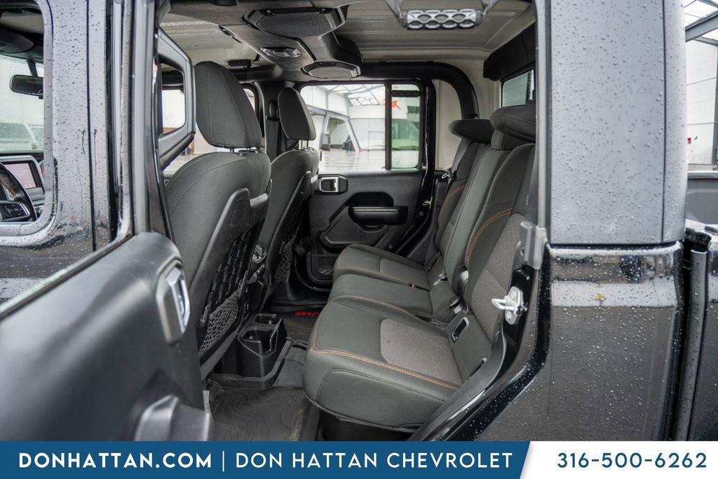 Used 2021 Jeep Gladiator Mojave w/ Cold Weather Group image 23