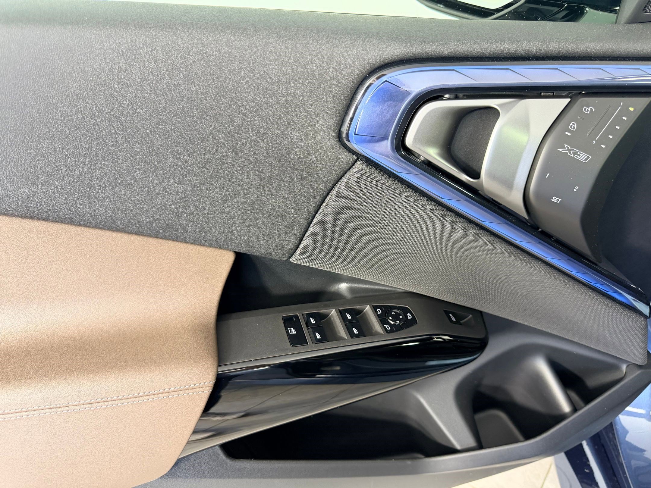 New 2026 BMW X3 xDrive30 w/ Premium Package AWD/4WD image 11