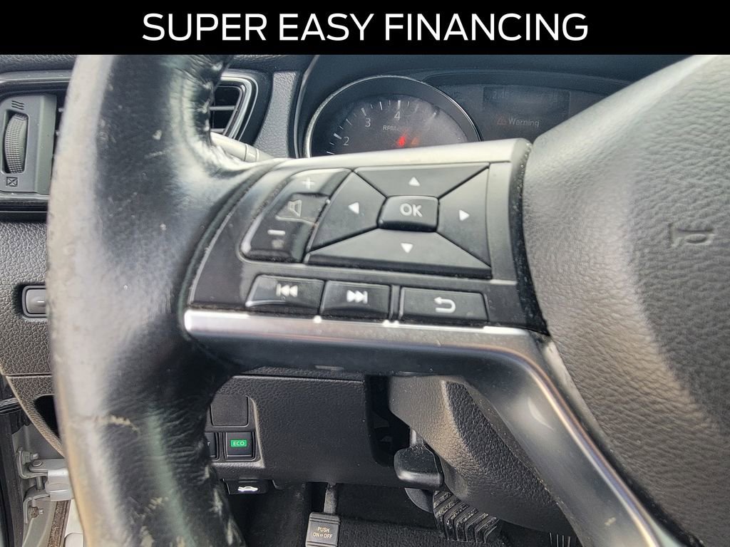 Used 2017 Nissan Rogue SV image 21