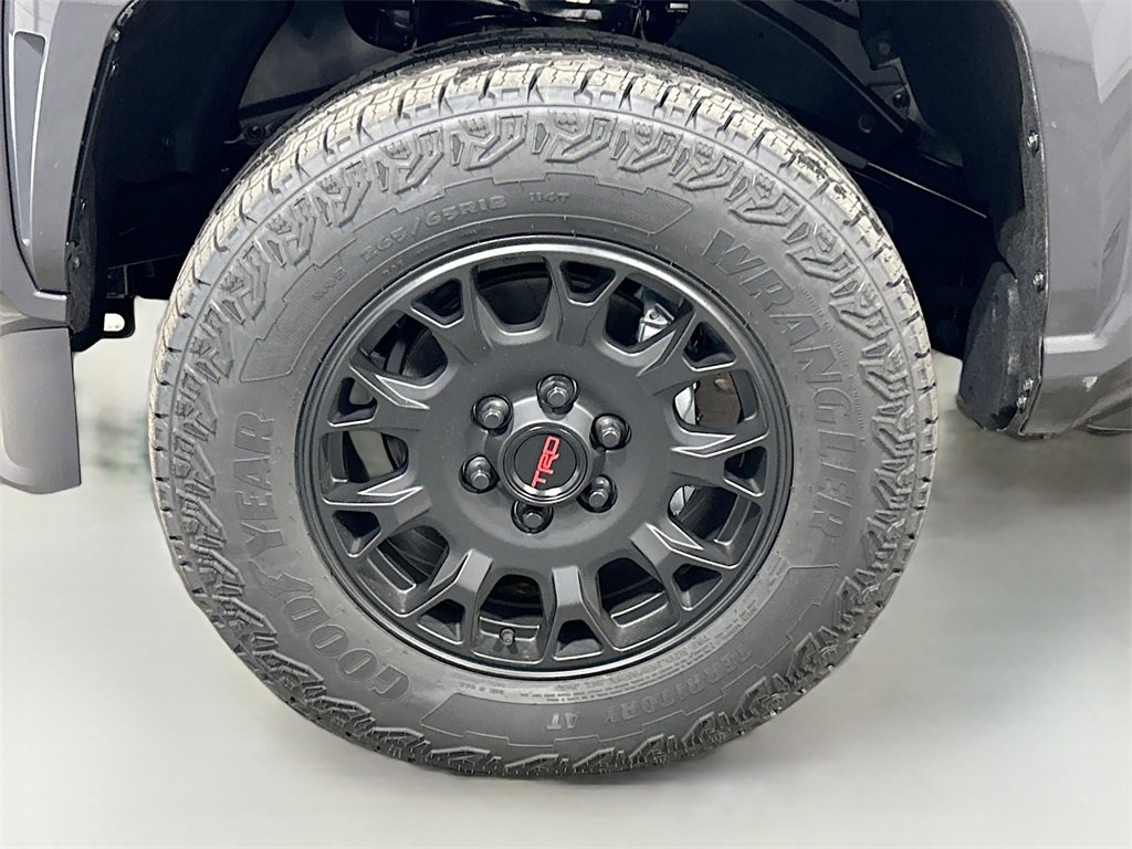 Used 2026 Toyota Tacoma TRD Sport image 9