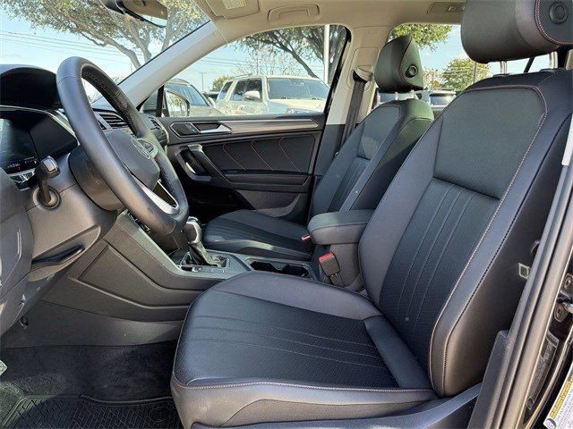 Used 2024 Volkswagen Tiguan Wolfsburg Edition image 25