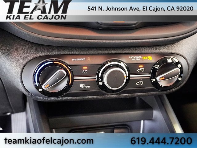 Used 2025 Kia Soul LX image 27