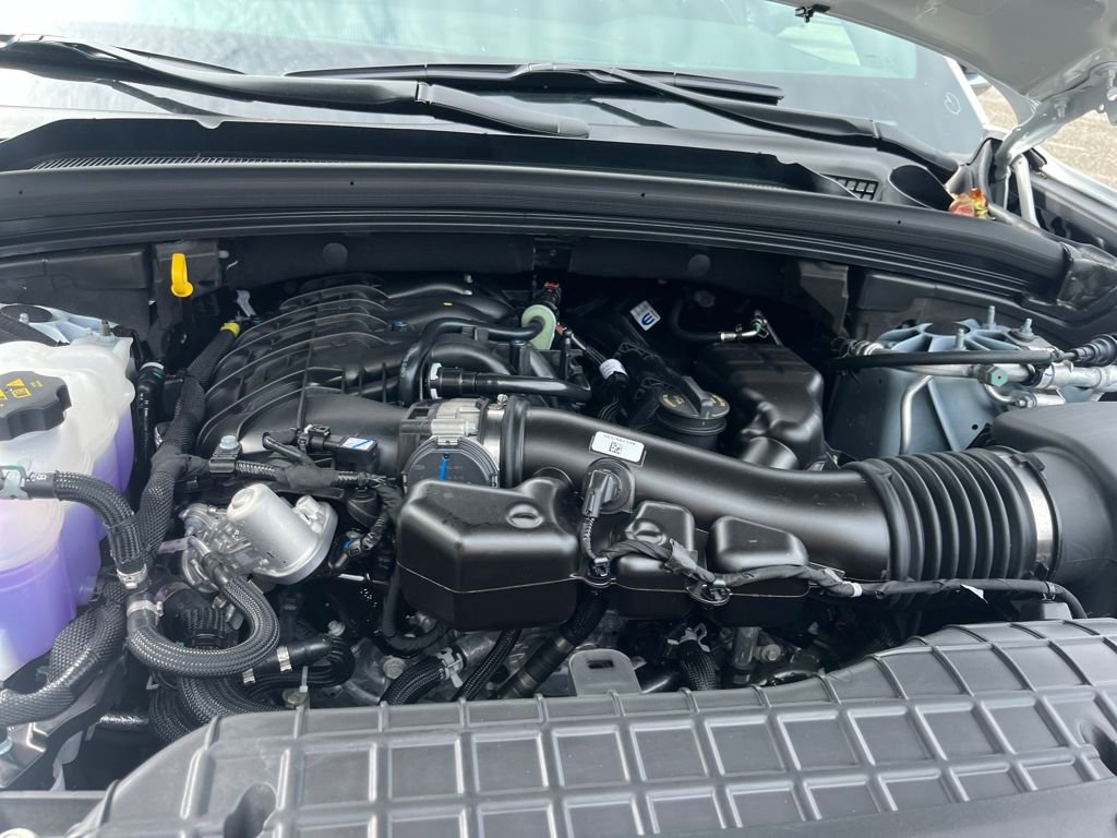 New 2025 Jeep Grand Cherokee Limited w/ Trailer Tow Package image 3