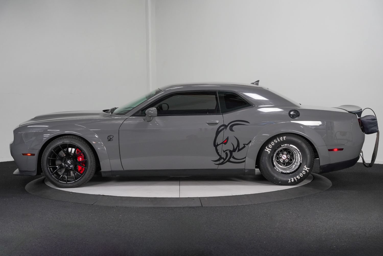 Used 2019 Dodge Challenger SRT Hellcat Redeye RWD image 8