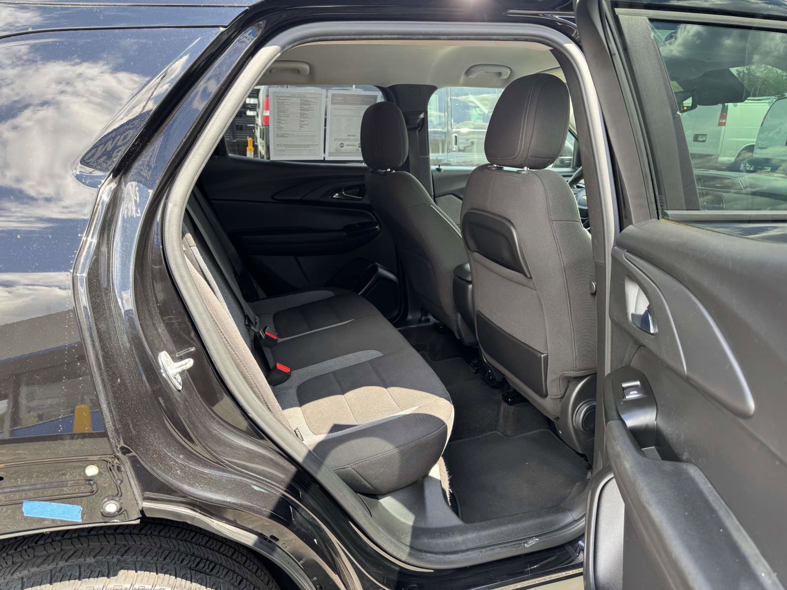 Used 2021 Chevrolet TrailBlazer LT w/ Convenience Package AWD/4WD image 16