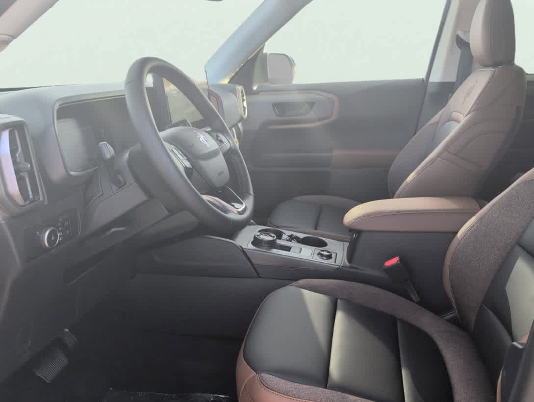 New 2026 Ford Bronco Sport Outer Banks w/ Outer Banks Tech Package+ AWD/4WD image 9