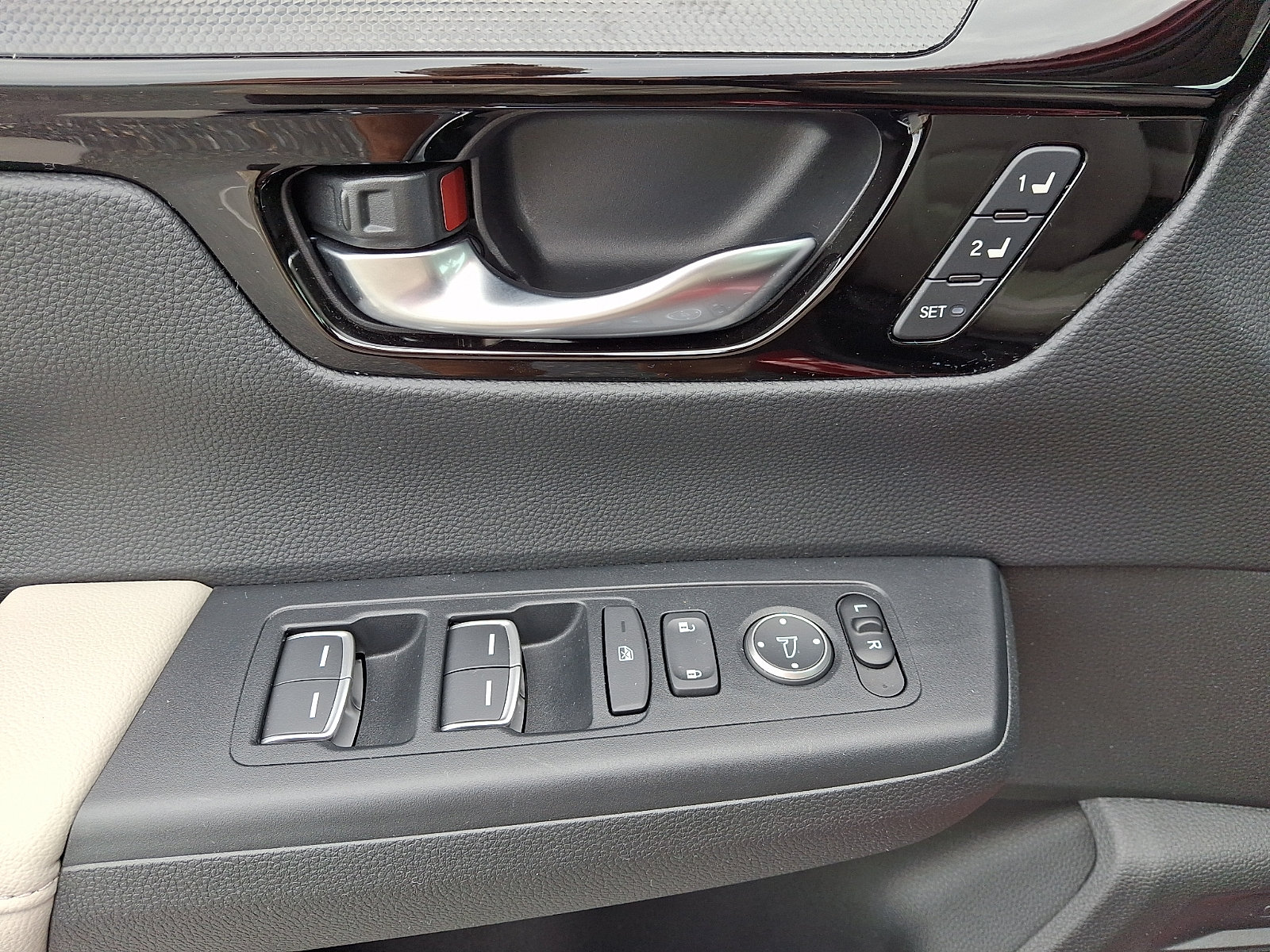 Certified 2024 Honda CR-V EX-L image 12