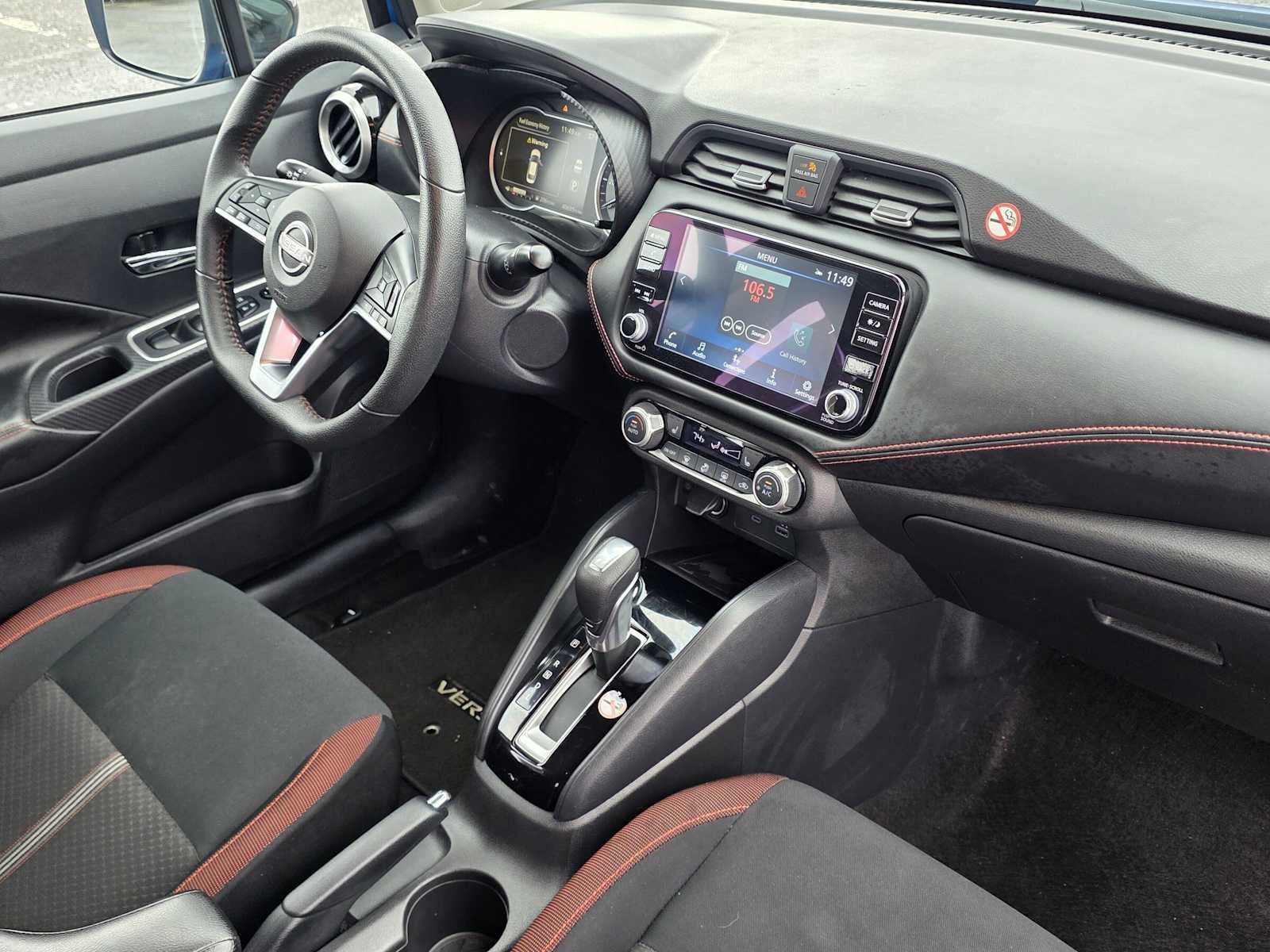 Used 2024 Nissan Versa SR FWD image 10