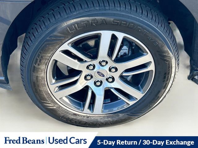 Used 2022 Ford Expedition Limited image 36