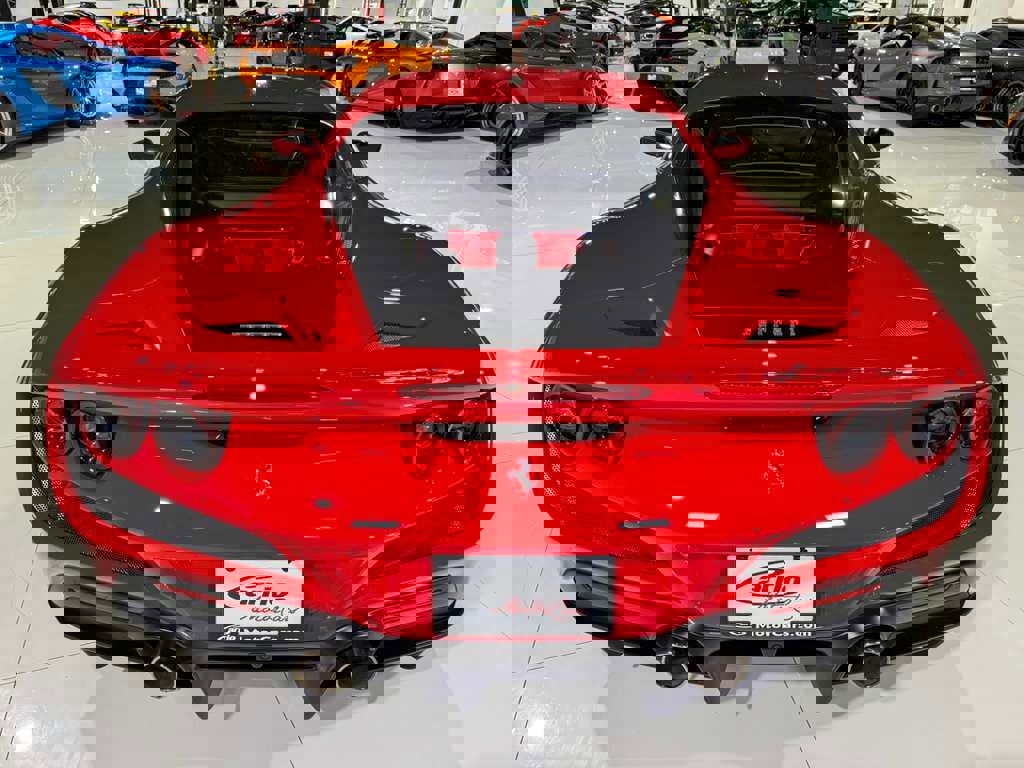 Used 2022 Ferrari F8 Tributo image 6