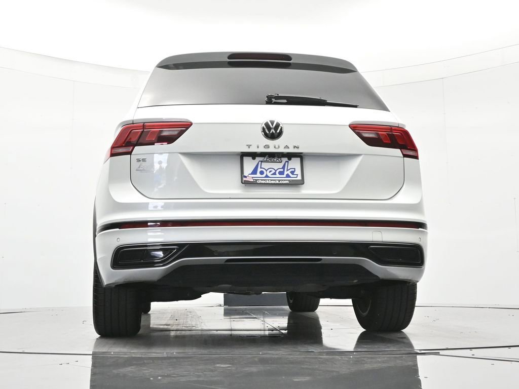 Used 2023 Volkswagen Tiguan SE R-Line FWD image 40