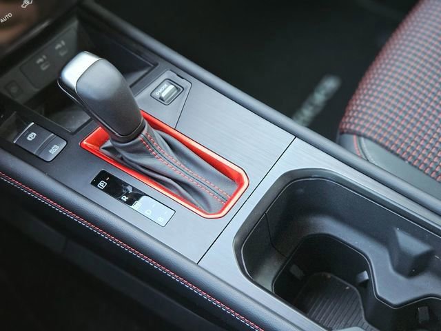 Certified 2025 Nissan Kicks SR w/ Illumination Package image 26