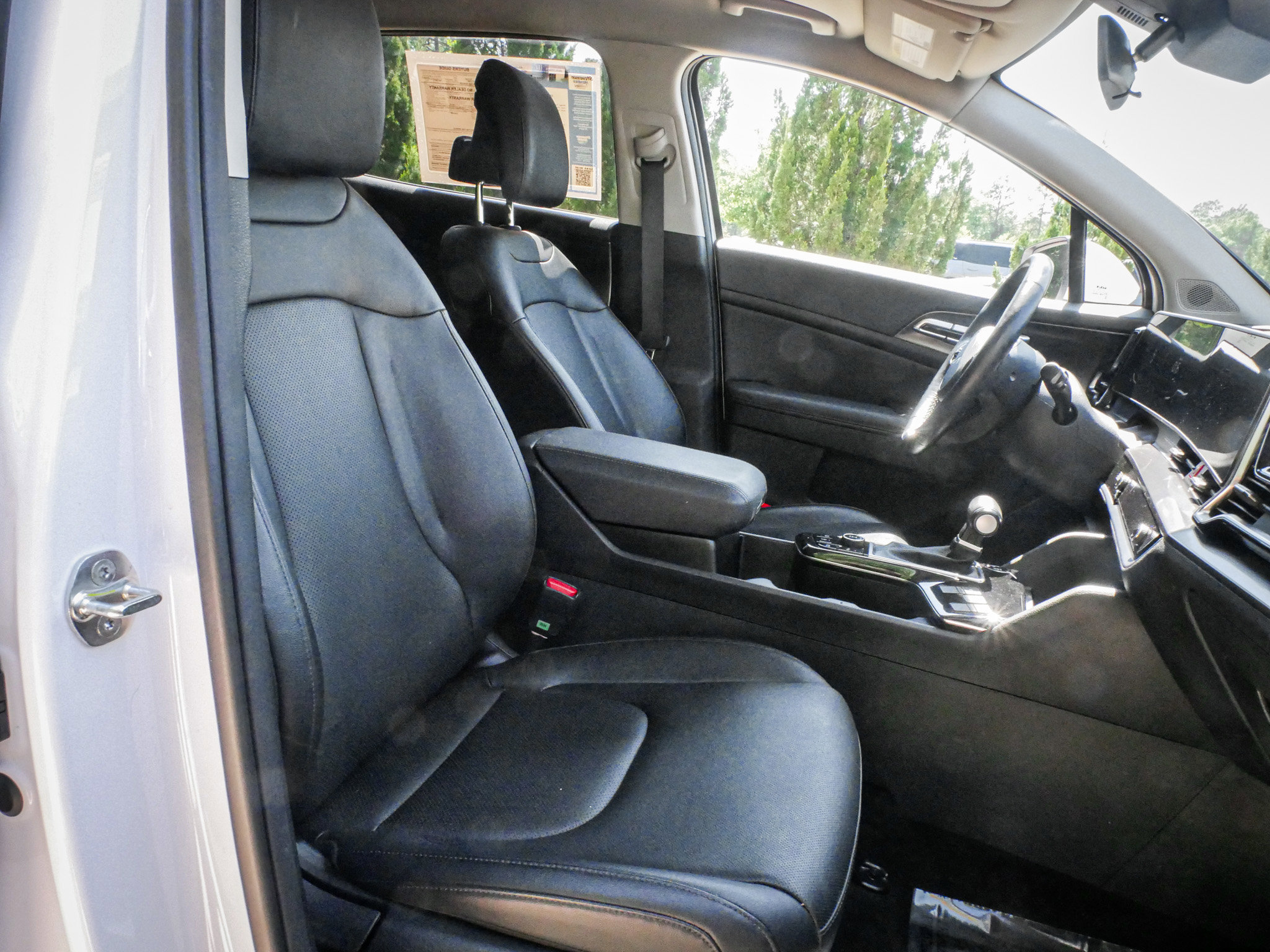 Used 2023 Kia Sportage EX AWD/4WD image 32