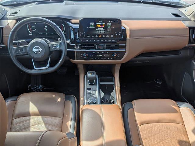 Used 2024 Nissan Pathfinder Platinum w/ Cargo Package AWD/4WD image 19