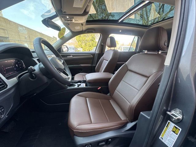 Used 2023 Volkswagen Atlas SE w/ Panoramic Sunroof Package image 30
