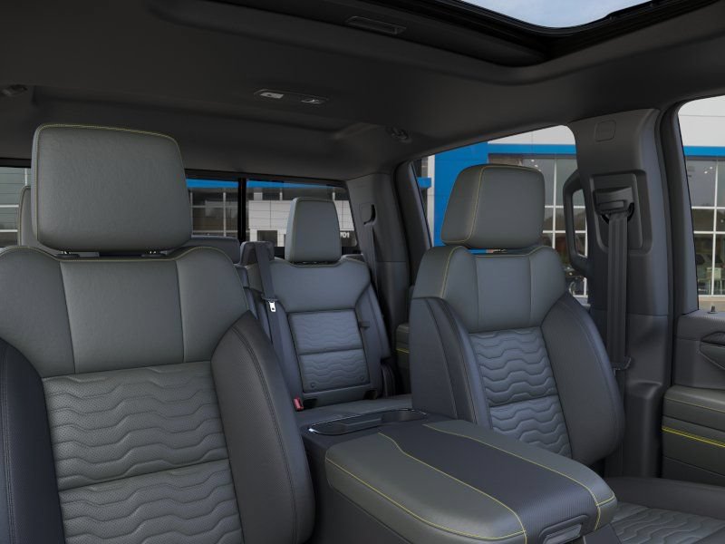 New 2026 Chevrolet Silverado 2500 ZR2 w/ LPO, Dark Essentials Package AWD/4WD image 24