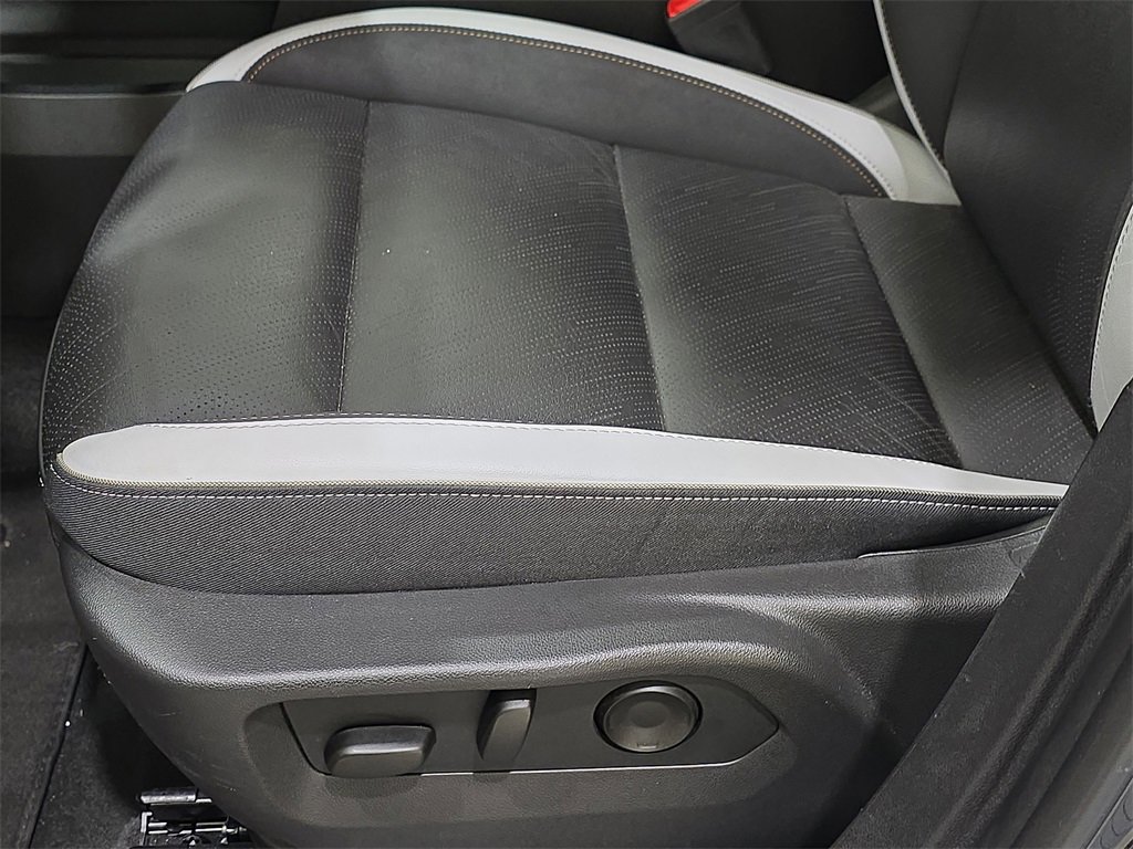 Used 2024 Buick Envision Sport Touring image 31