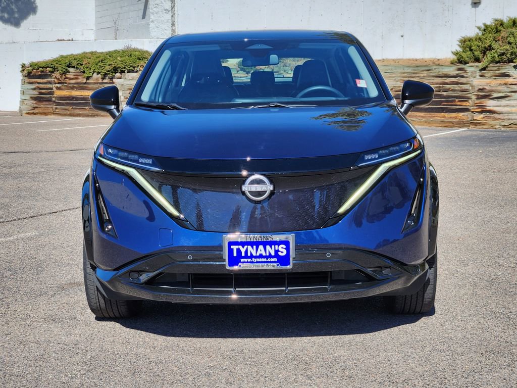 Used 2023 Nissan Ariya AWD image 2