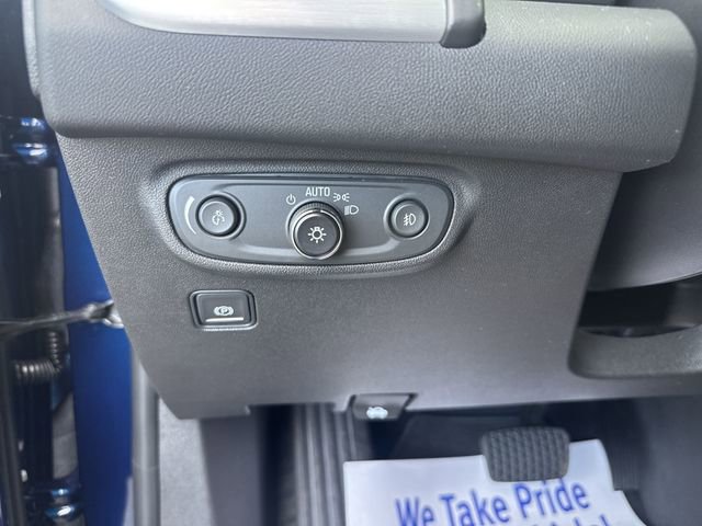 Used 2022 GMC Terrain SLT w/ Infotainment Package II image 18