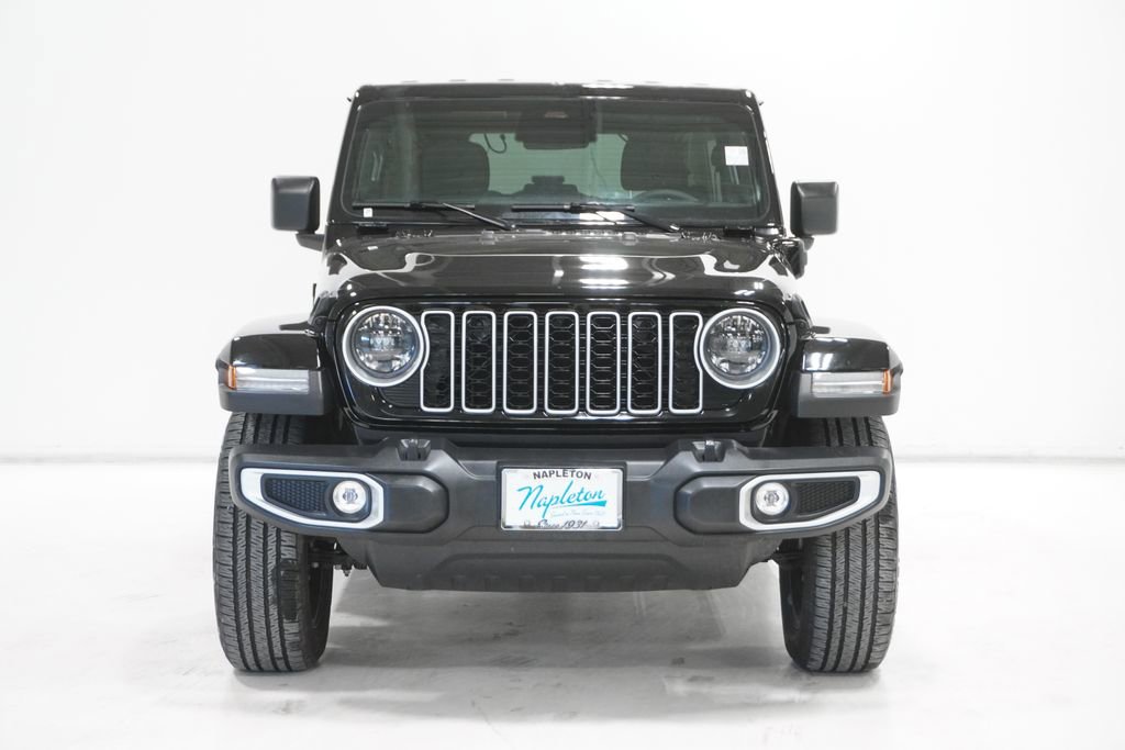 Certified 2025 Jeep Wrangler Unlimited Sahara image 3