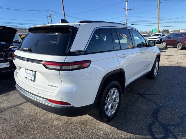 Certified 2023 Jeep Grand Cherokee Limited AWD/4WD image 5