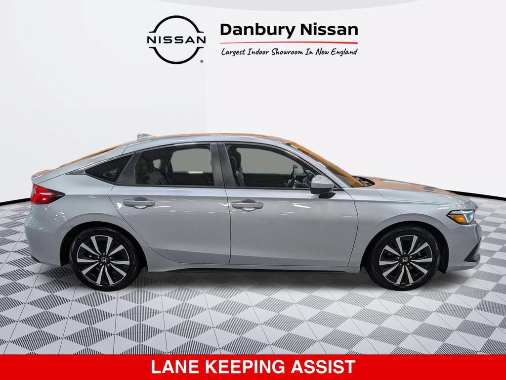Used 2024 Honda Civic EX-L image 2
