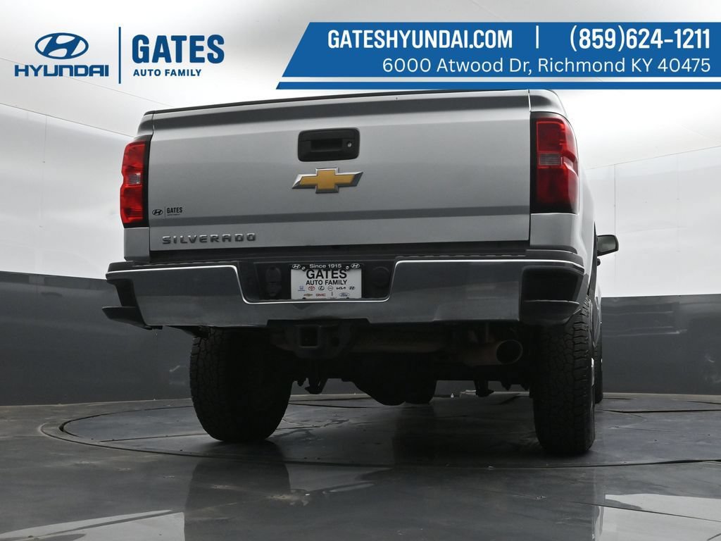 Used 2017 Chevrolet Silverado 2500 W/T AWD/4WD image 32