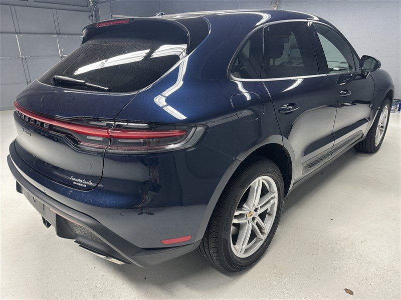 Used 2023 Porsche Macan AWD/4WD image 7